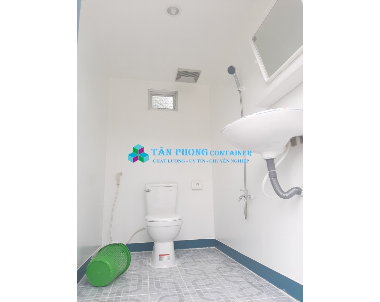 CONTAINER TOILET 10