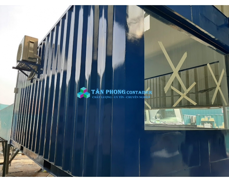 Container waiting room
